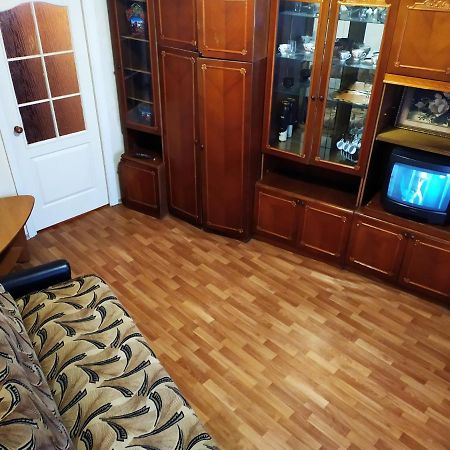 Прокофьева 24б Уютная посуточная квартира Суми Екстер'єр фото